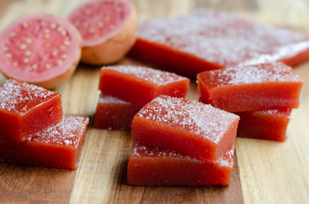 Bocadillo de Guayaba Colombiano. Cocina Comlombiana. Ingredientes Secrectos.